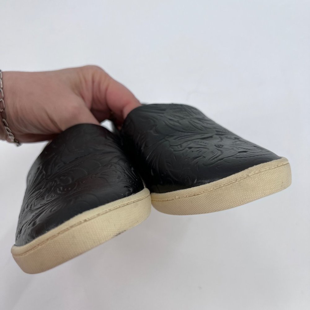 Patricia Nash Black Embossed Loafers - Picture 7 of 10